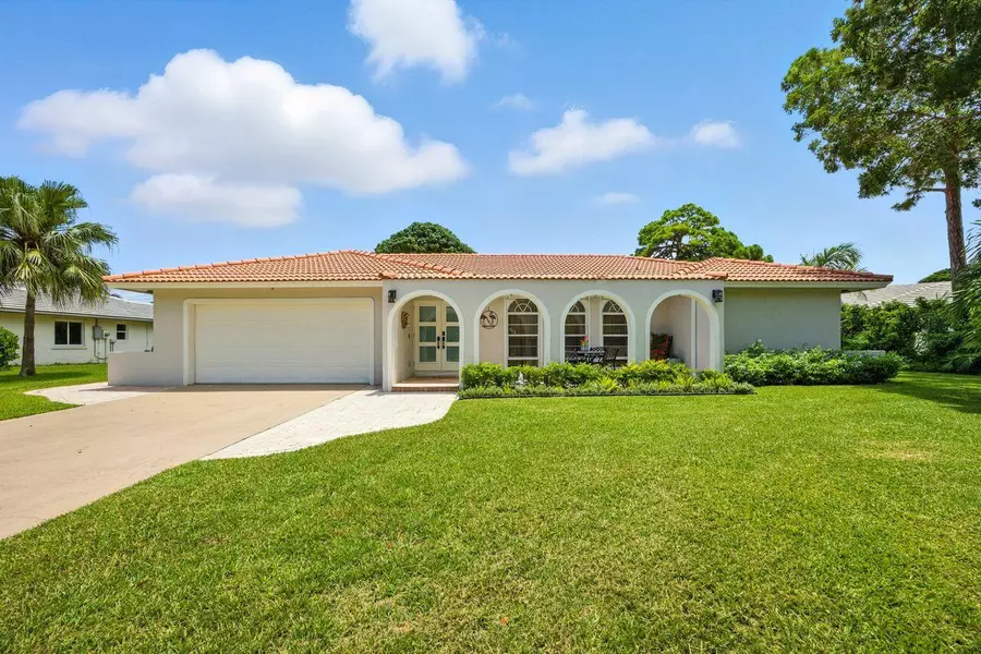 2436 NW Timbercreek CIR, Boca Raton, FL 33431