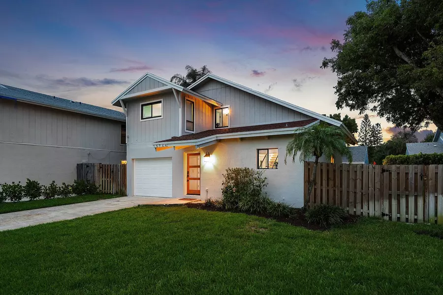 15764 SW 8th AVE, Delray Beach, FL 33444