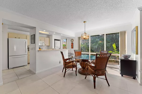 Palm Beach Gardens, FL 33418,527 Brackenwood PL