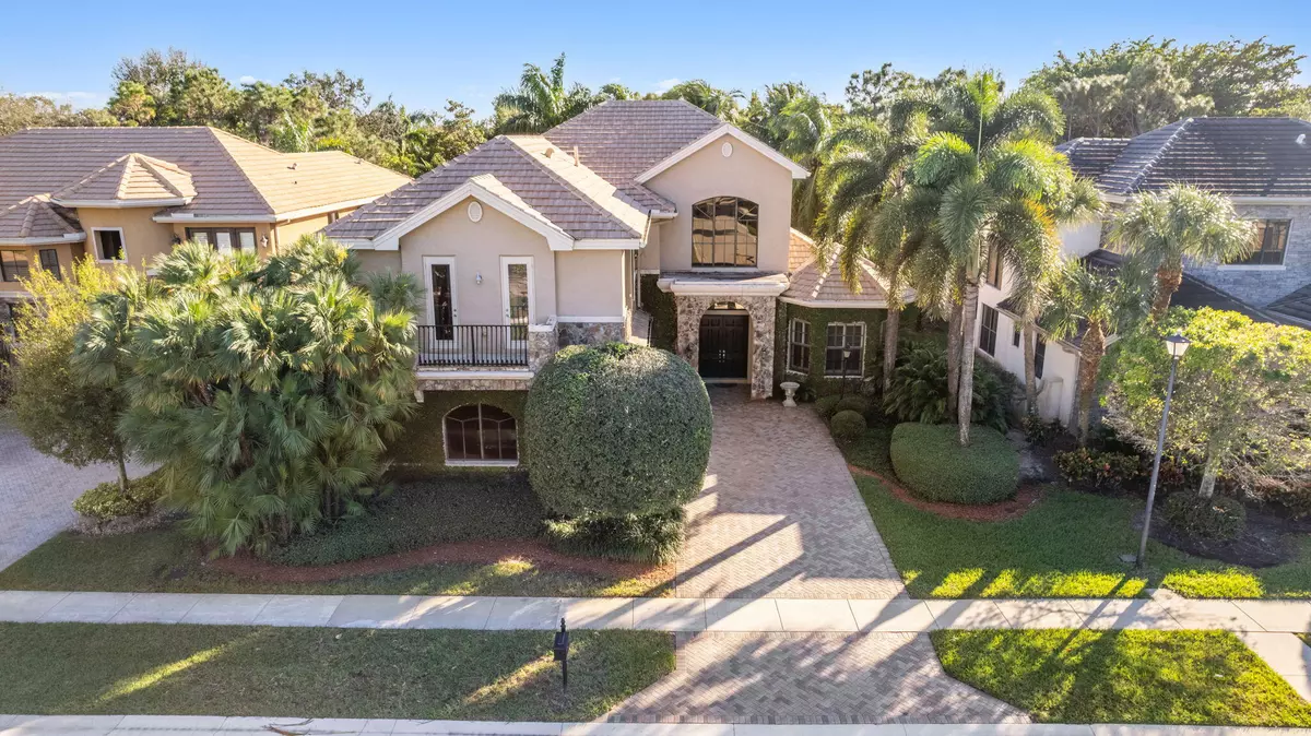 Wellington, FL 33449,10380 Trianon PL