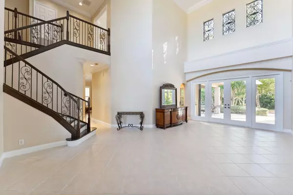 Wellington, FL 33449,10380 Trianon PL