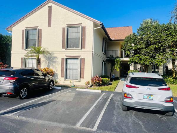 3372 Jog Park DR, Greenacres, FL 33467
