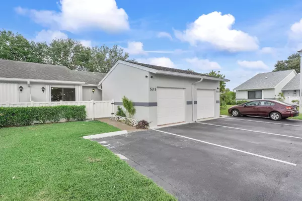 West Palm Beach, FL 33415,2640 W Gately DR 505