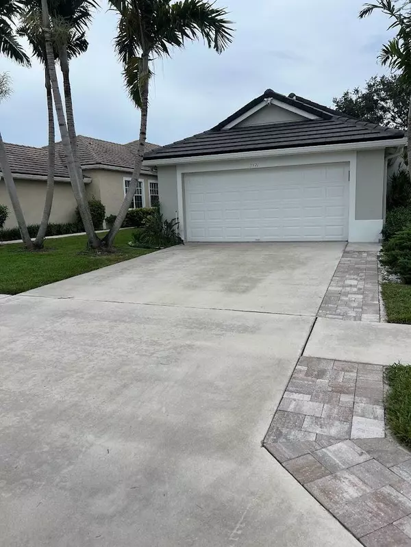 Wellington, FL 33414,2591 Country Golf DR