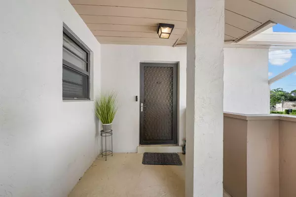 Stuart, FL 34994,3081 SE Aster LN 108