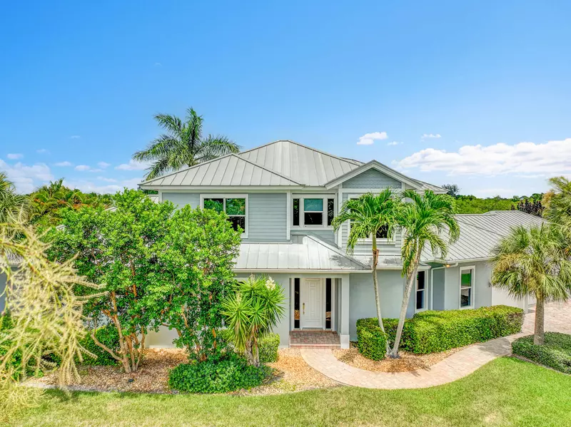 2353 NW Britt TER, Stuart, FL 34994