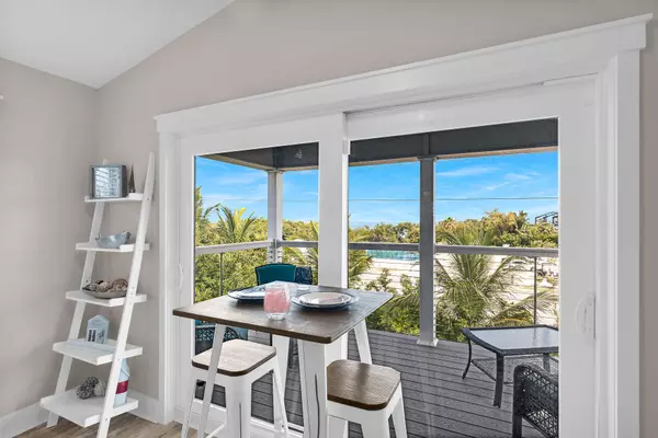 Marathon, FL 33050,101 11th Street Ocean Lot 5