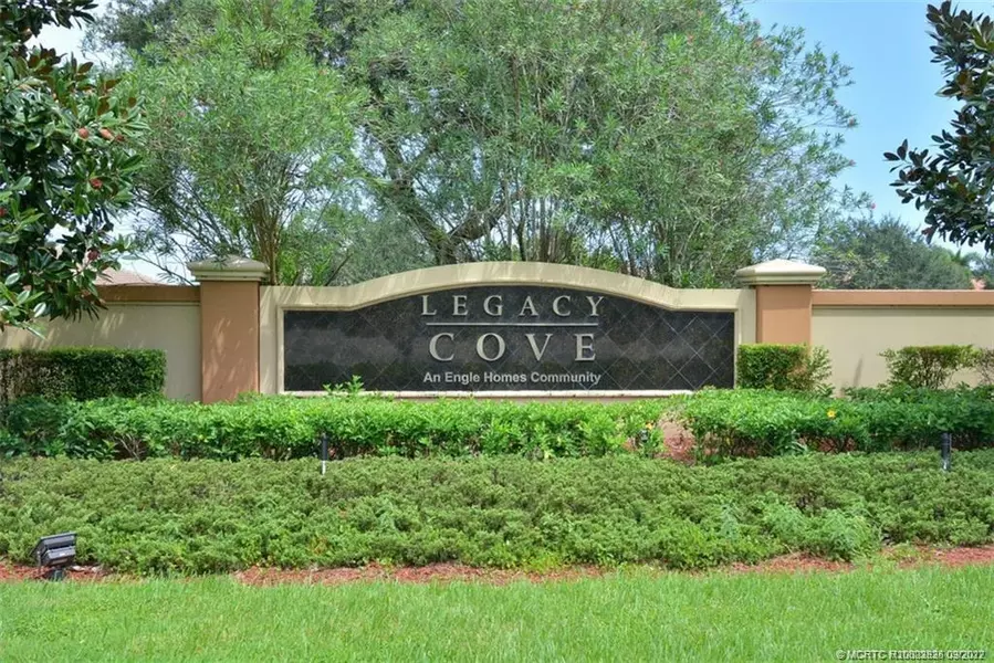 1423 SE Legacy Cove CIR, Stuart, FL 34997