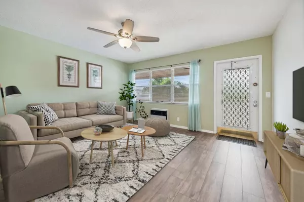 Deerfield Beach, FL 33442,98 E Ventnor E 98