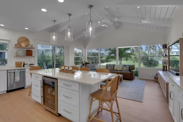 Delray Beach, FL 33483,320 S Ocean BLVD V-H