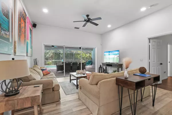 Sebastian, FL 32958,102 Redgrave DR