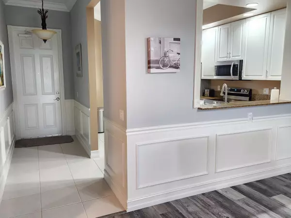 Fort Pierce, FL 34949,35 Harbour Isle DR 104