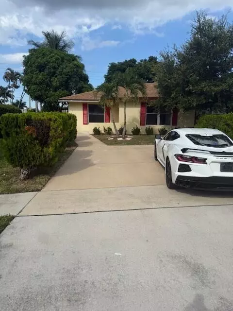 Wellington, FL 33414,1384 Riverside CIR
