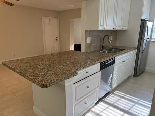 Delray Beach, FL 33484,14404 Canalview DR C