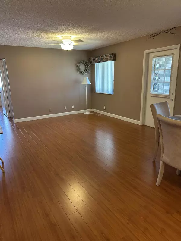 Greenacres, FL 33463,426 Pine Glen LN D-2