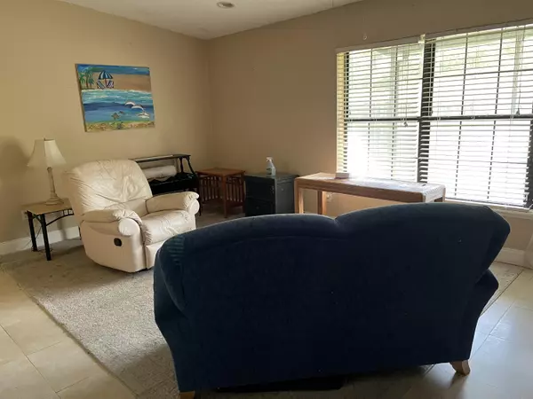 Fort Pierce, FL 34951,5221 Winter Garden Pkwy