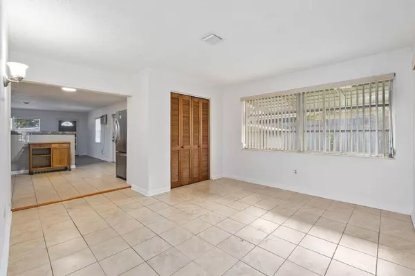 Jensen Beach, FL 34957,1658 NE Sunview TER