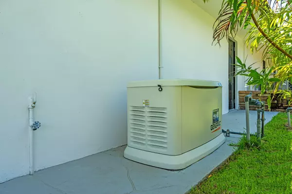 Singer Island, FL 33404,1081 Bimini LN