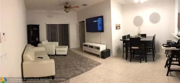 Greenacres, FL 33467