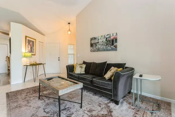 Boynton Beach, FL 33472,7206 Le Chalet BLVD