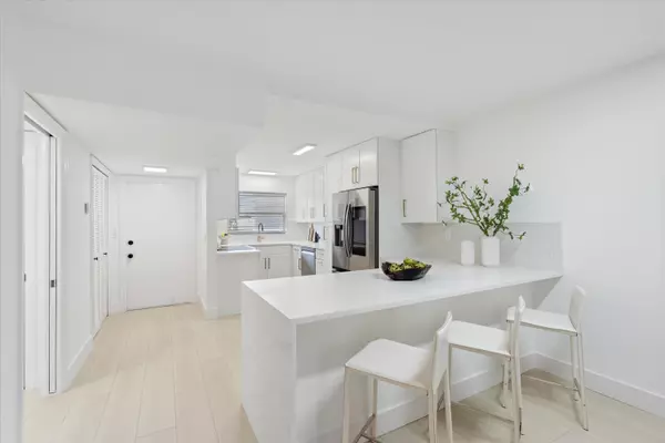 700 NE Harbour TER 3320, Boca Raton, FL 33431