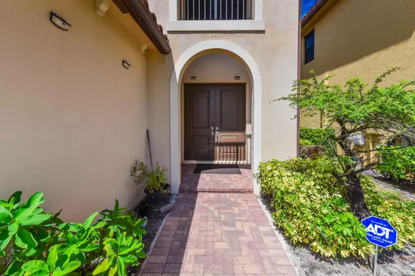 Tamarac, FL 33319,4907 NW 51st TER