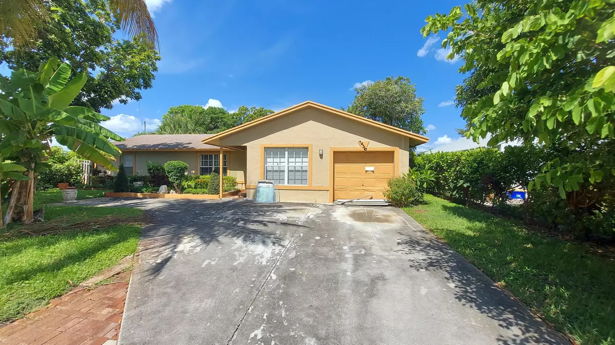 Delray Beach, FL 33483,236 SE 3rd Ave