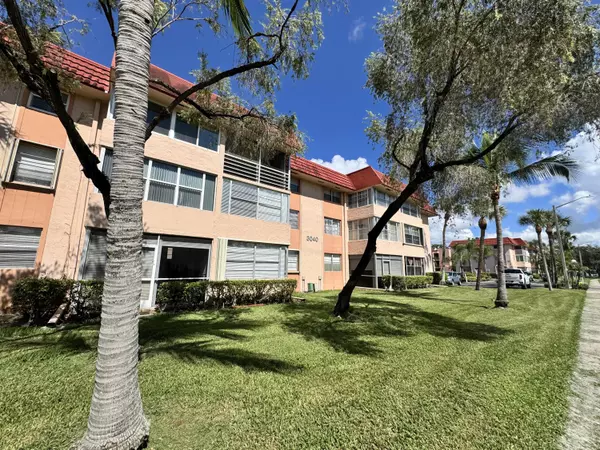 Margate, FL 33063,3040 Holiday Springs BLVD 106