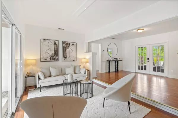 717 N E ST, Lake Worth Beach, FL 33460