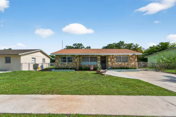 Greenacres, FL 33463,5531 S 35th CT
