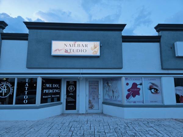 889 E Prima Vista Blvd BLVD, Port Saint Lucie, FL 34952