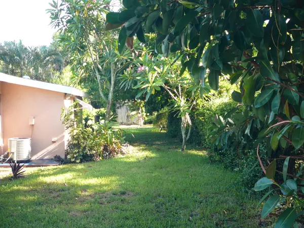 Fort Pierce, FL 34947,2101 S 33rd ST