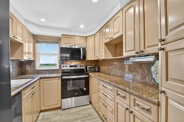 Highland Beach, FL 33487,4511 S Ocean BLVD 701