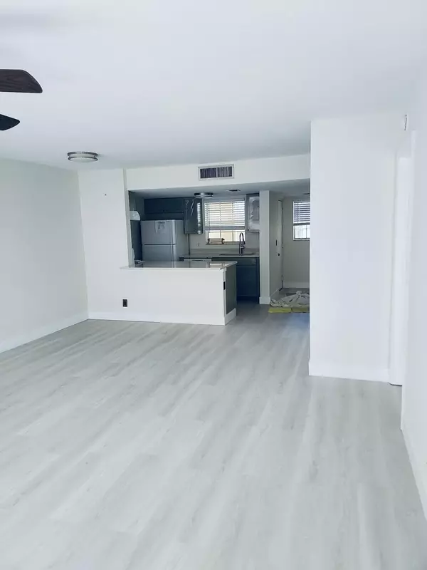 Boca Raton, FL 33433,6339 La Costa DR E