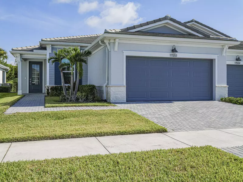 11551 SW Viridian BLVD, Port Saint Lucie, FL 34987