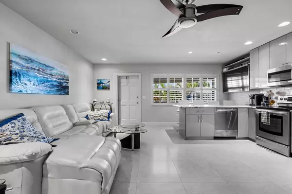 Ocean Ridge, FL 33435,5505 N Ocean BLVD 3-203