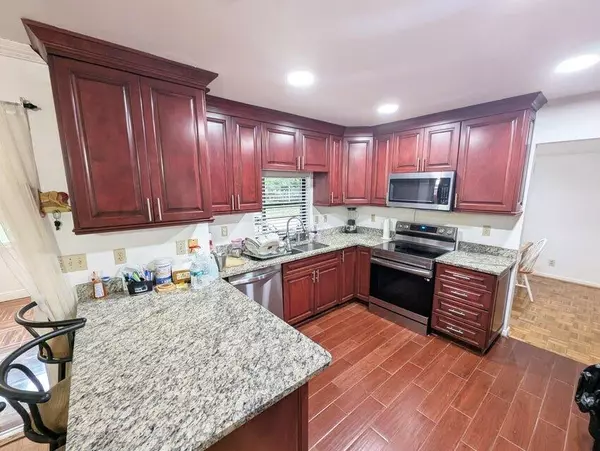 Jupiter, FL 33458,6185 White Oak CT