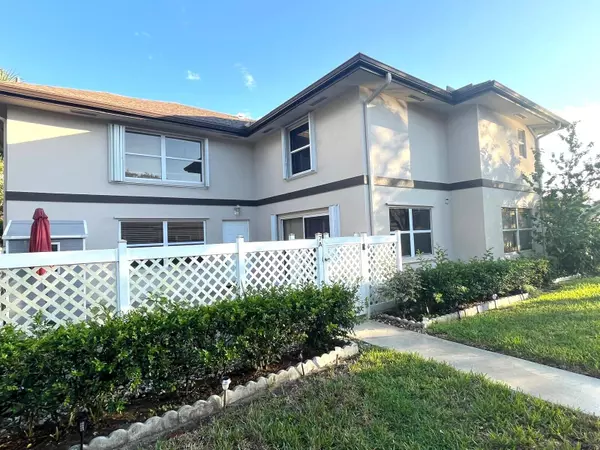 Royal Palm Beach, FL 33411,7 Amherst CT A