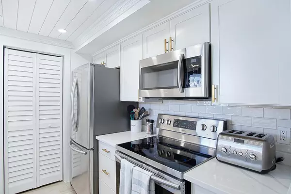 Fort Pierce, FL 34949,2400 S Ocean DR 3814