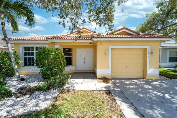 16373 NW 23rd ST, Pembroke Pines, FL 33028