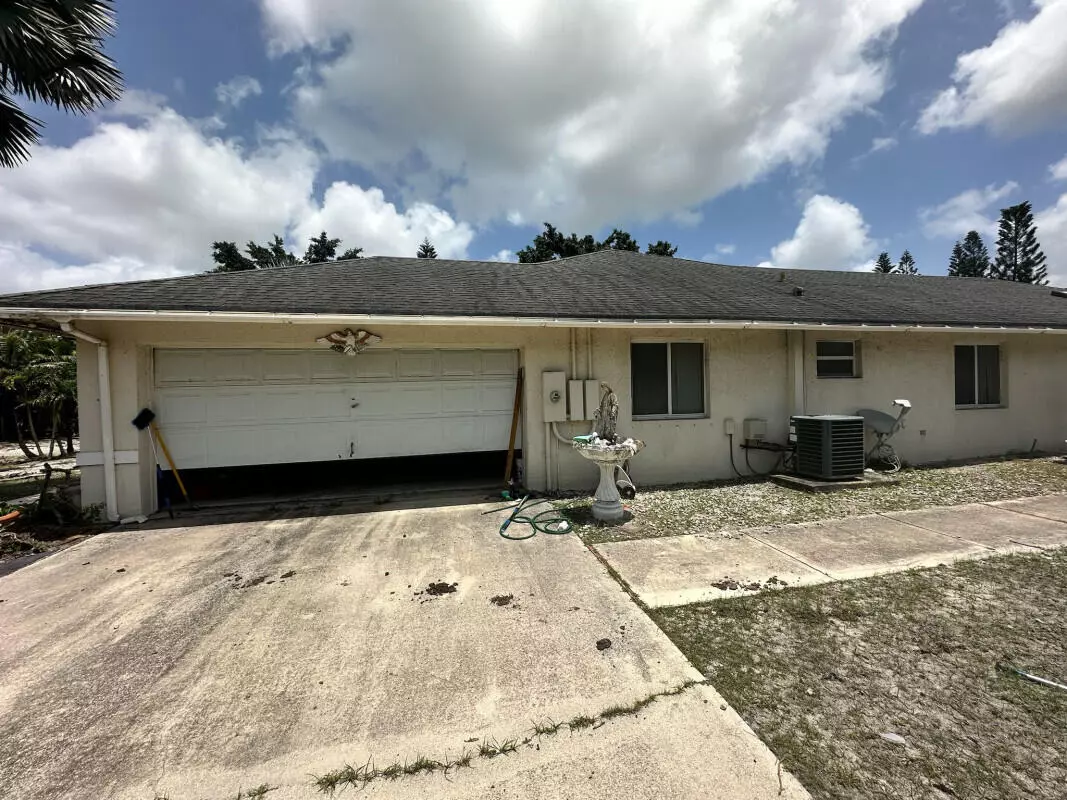 The Acreage, FL 33470,2142 Prarieview DR