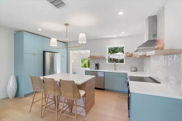 353 Gregory RD, West Palm Beach, FL 33405