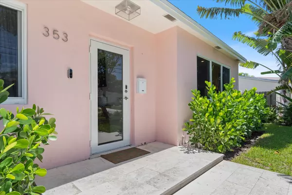 West Palm Beach, FL 33405,353 Gregory RD