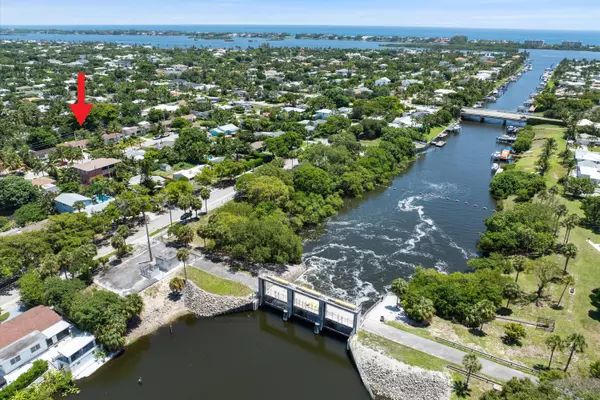 West Palm Beach, FL 33405,353 Gregory RD
