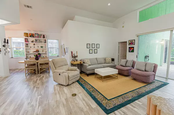 Port Saint Lucie, FL 34986,7220 Marsh TER