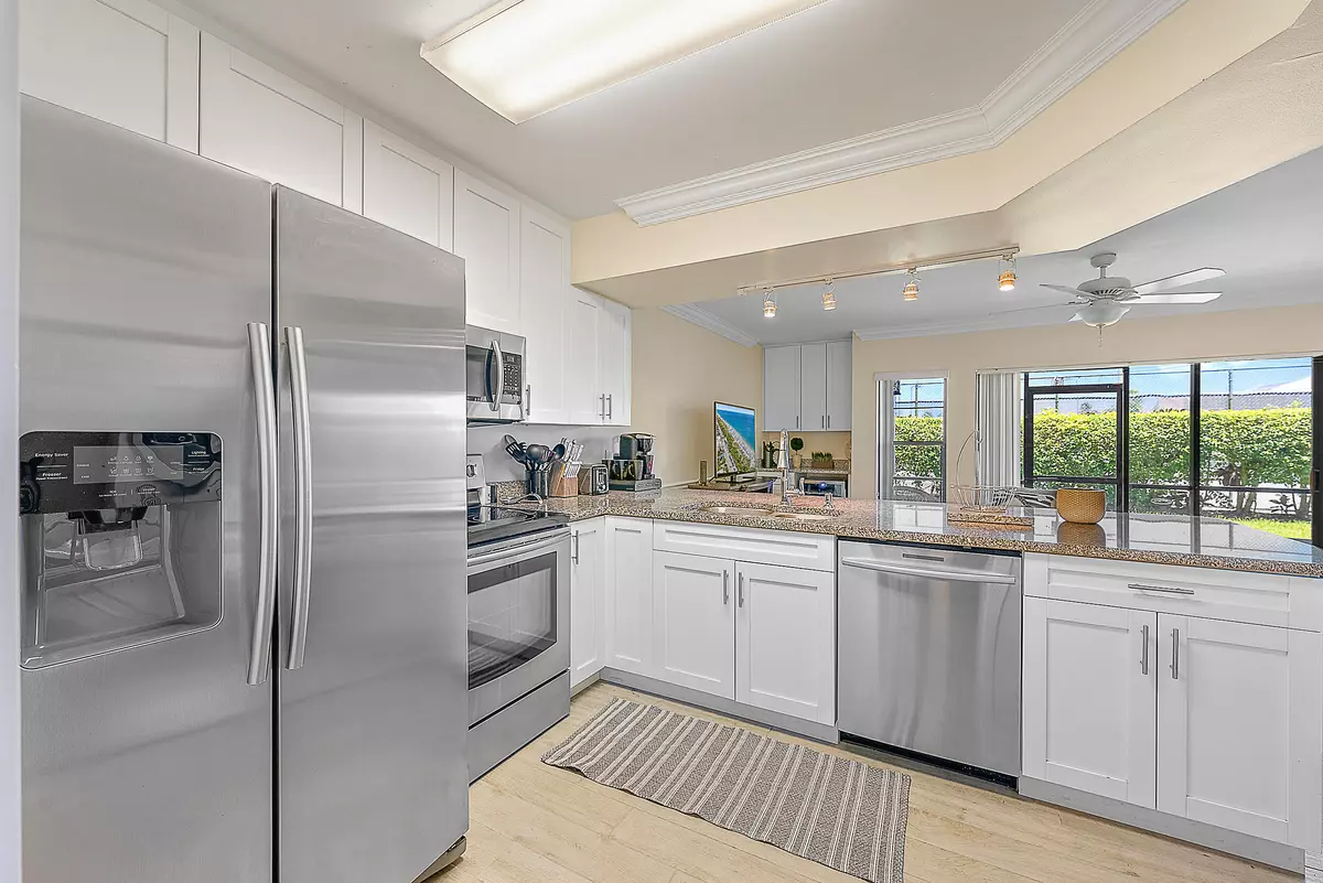 Jupiter, FL 33477,1605 S Us Highway 1 104v4