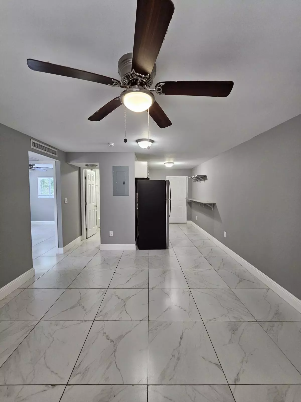 Riviera Beach, FL 33404,933 W 7th ST A