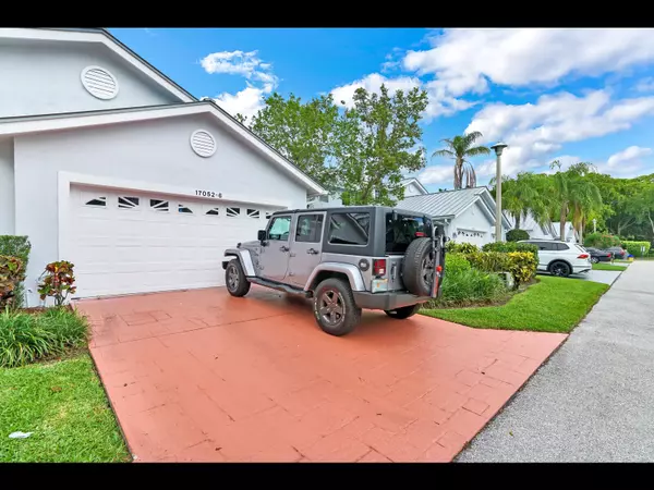 17052 Boca Club BLVD 6, Boca Raton, FL 33487