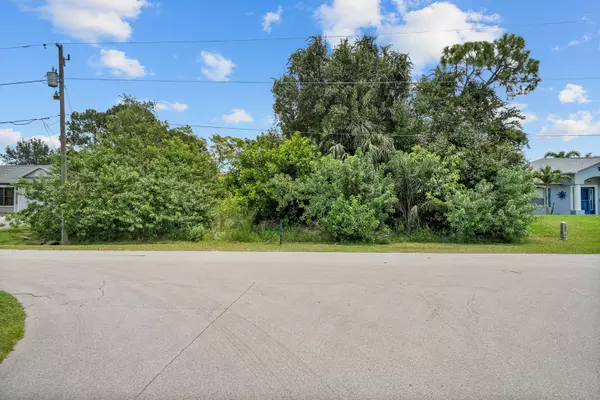 Port Saint Lucie, FL 34953,2077 SW Americana ST