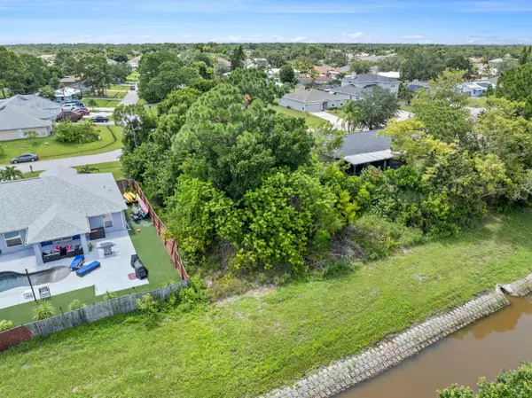 Port Saint Lucie, FL 34953,2077 SW Americana ST